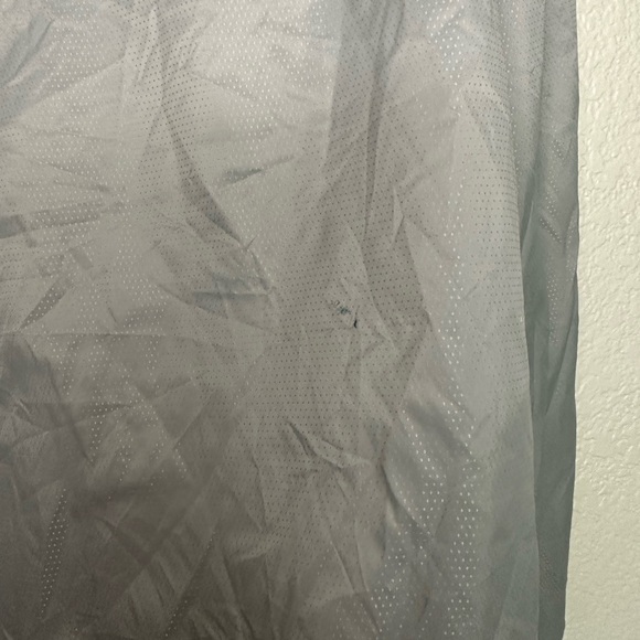 NEW Jack Wolfskin Grey Nylon Zip Up Jacket Size Medium - Picture 8 of 9